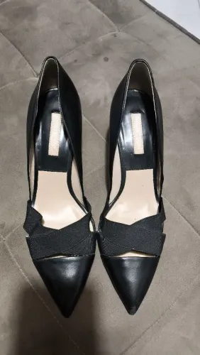 Scarpin Michael Kors preto 