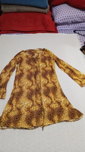 Vestido curto manga longa