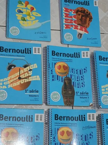 Livros didáticos Sistema Bernoulli 1 ano ensino médio