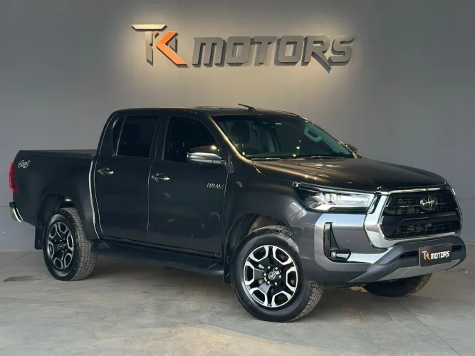 Toyota Hilux CD SRX 4X4 2.8 TDI 16V Diesel Aut. 2024