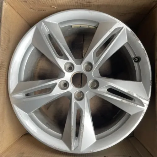 Roda aro 18 Original Audi Q3 