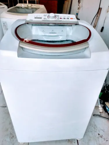 Linda máquina Brastemp 11kg automática lava centrífuga,damos garantia de 3 meses 