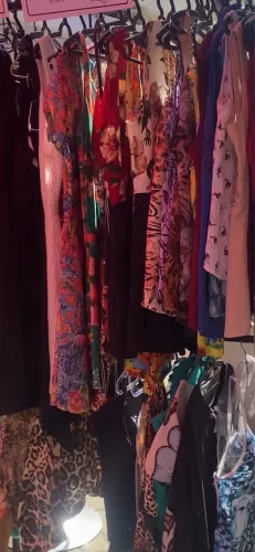 Lote de Roupas para Brechó. Peças Selecionadas, higienizadas e em Ótimo Estado!