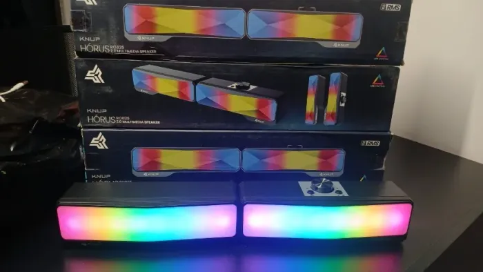Caixa de som soudbar Horos 10 RMS , RGB controlável