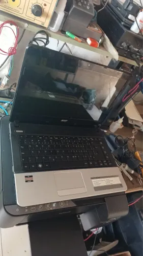 Notbook Acer semi novo