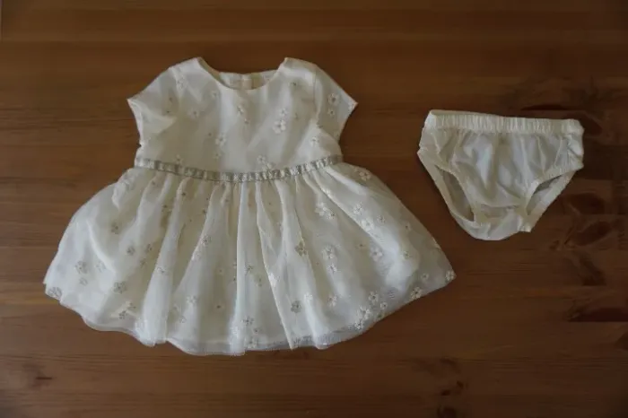 Vestido de renda batizado / ano novo - 6M - Tom pastel