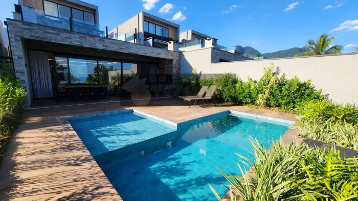 Sobrado com 4 Suítes à venda, 198 m² por R$ 6.000.000 - Maresias - São Sebastião/SP