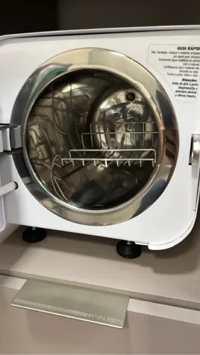 Autoclave Flor de Lótus 5L - Nunca Usada! Ideal para Salão de Beleza