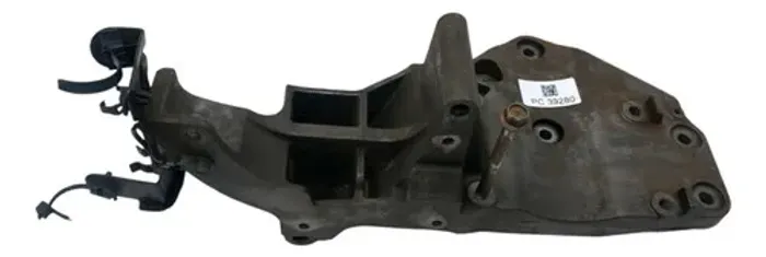 Suporte Compressor Nissan Frontier 2.5 4x4 Diesel 2010 2011