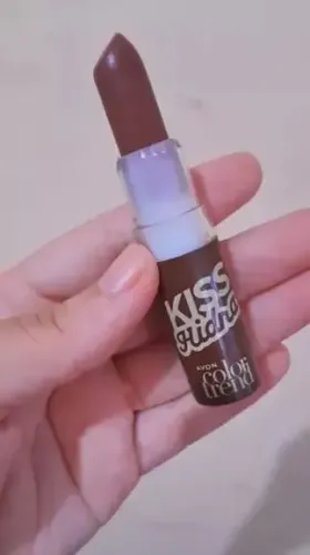 Batom Avon Kiss Hidra Color Trend