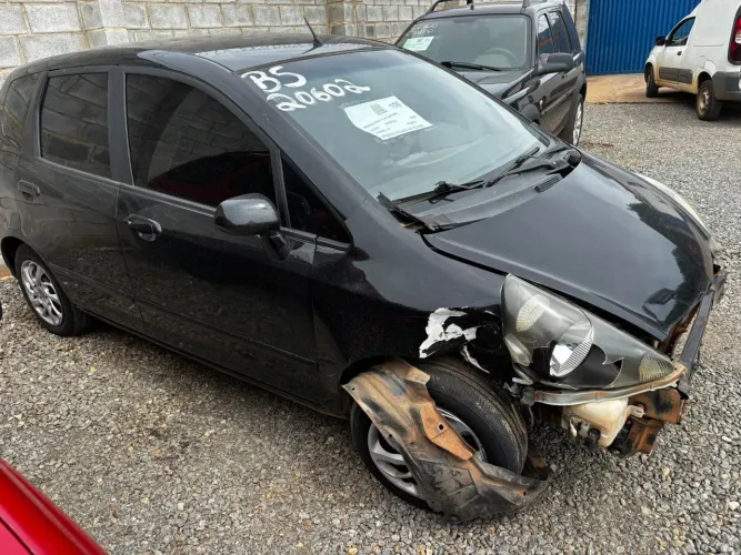 Honda fit 2004 sucata 