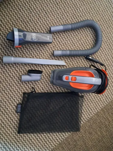 Aspirador de Pó Black+Decker para carro