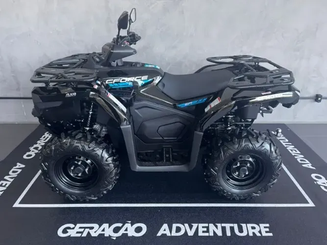 QUADRICICLO CFORCE 450S 2025