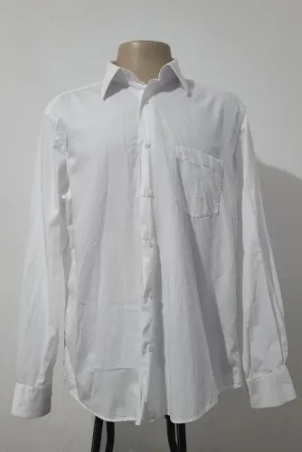Camisa Social Branca tamanho G, bonita, original, elegante, confortável.