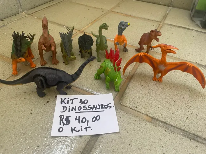 DINOSSAUROS