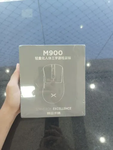 Mouse Gamer M900 - Design Ergonômico e Leve