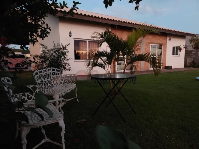 Casa em Condomínio de Luxo em Fazenda Alta Vista, Salto de Pirapora-SP: 3 quartos, 1 suíte