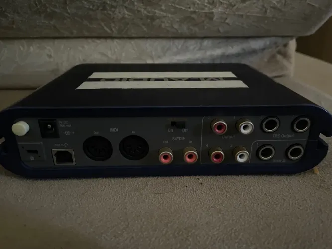 Interface de Áudio M-Audio
