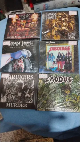 CDs de heavy metal 
