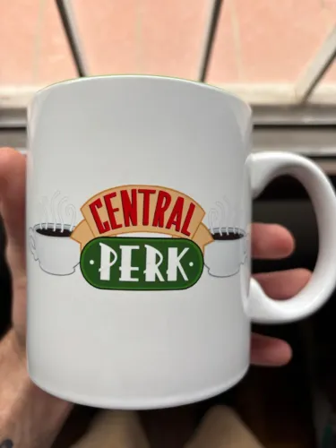 Caneca Central Perk (FRIENDS) Branca e Verde | 500ml (Importada)