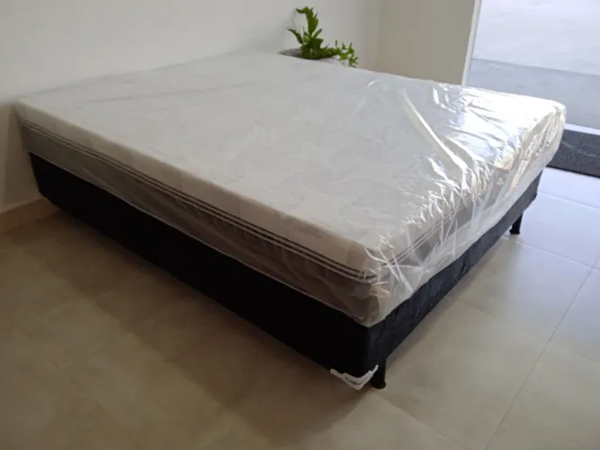 Fábrica de móveis, tudo em oferta