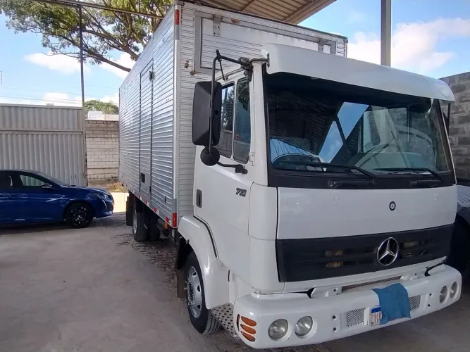 712 baú 5.40 por 230