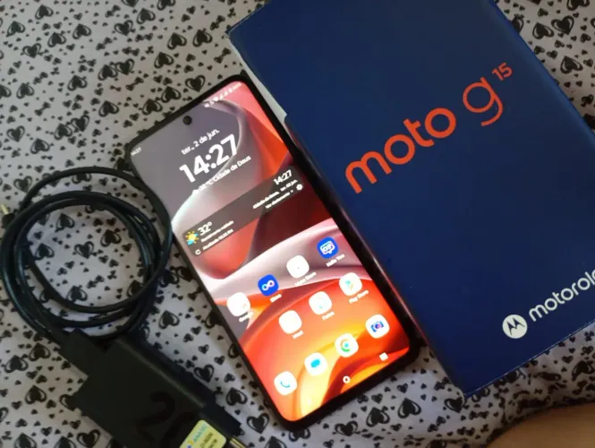 Moto G15 