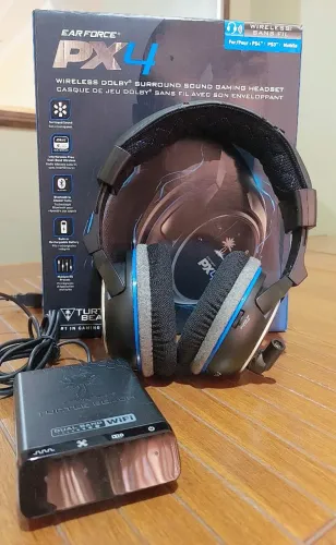 Fone de ouvido Turtle Beach PX4 WIRELESS TOP