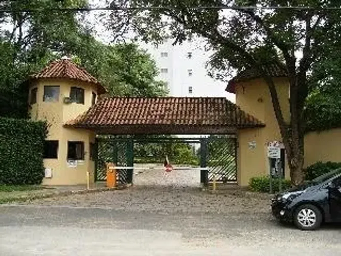 Apartamento com 2 dormitórios para alugar, 68 m² por R$ 2.490/mês - Parque Campolim - Soro