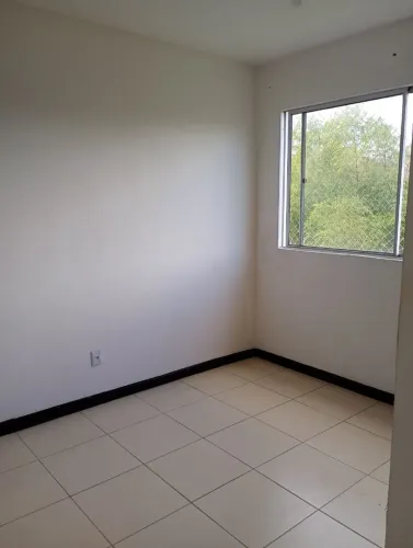 Alugo apartamento condomínio santa clara sete de Abril