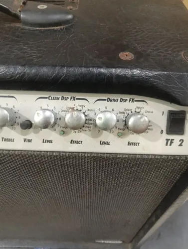 Amplificador de guitarra Laney TF 2
