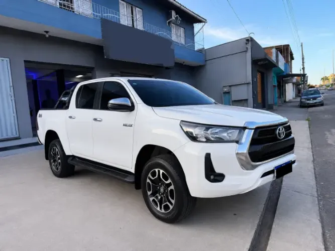 Toyota Hilux CD SRV 4X4 2.8 TDI Diesel Aut. 2024