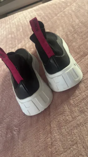 tênis sneaker schutz tamanho 38 semi novo