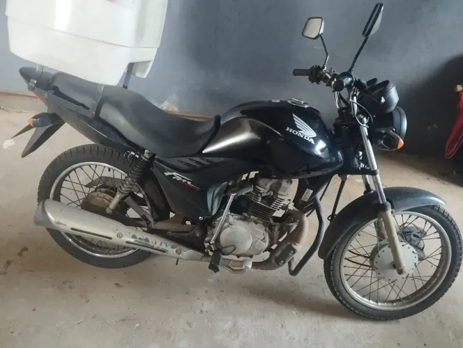 Moto a venda muito conservada original 