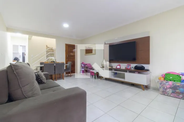 Casa à Venda - Vila Liviero, 3 Quartos, 107 m2