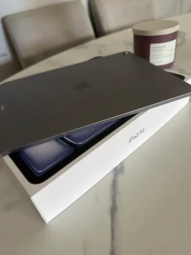 iPad Air M4 13? 128GB Wi-Fi + Cellular - Apple Canadá