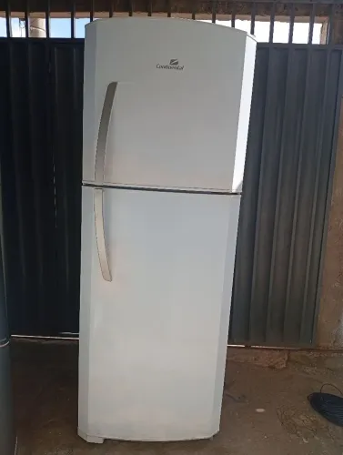 geladeira continental 470 litros funcionando perfeitamente
