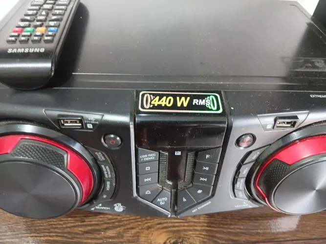 Mini System LG CJ44 440 W