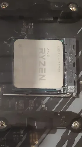 Ryzen 7 5700x