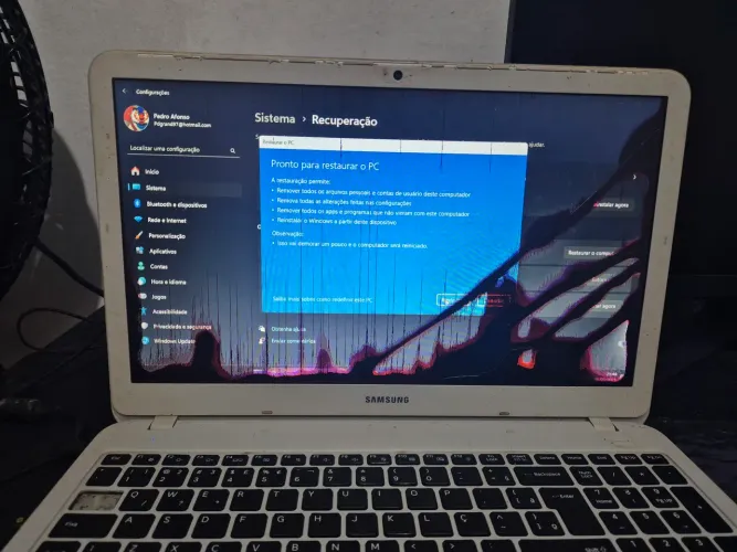Notebook Samsung danificado 
