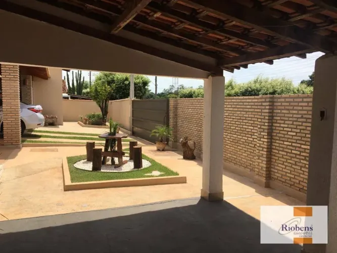 Chácara com 4 dormitórios à venda, 1400 m² por R$ 260.000,00 - Centro - Monções/SP