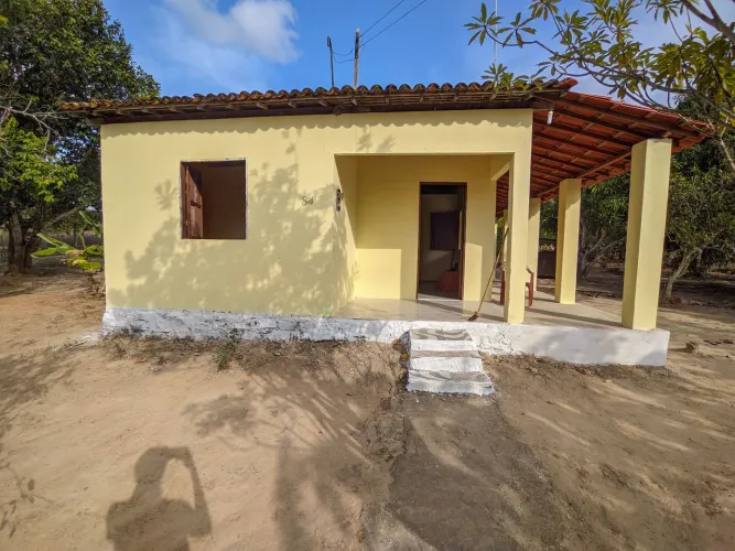 Alugo sítio com casa