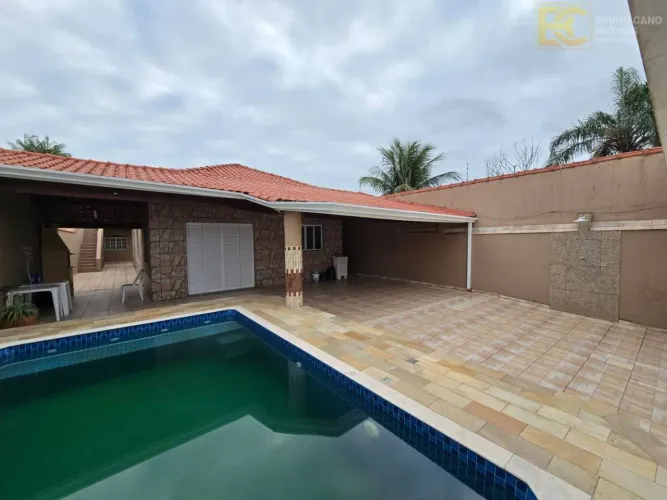 Casa com 4 quartos e edícula à venda! - Nova Peruibe - Peruíbe/SP
