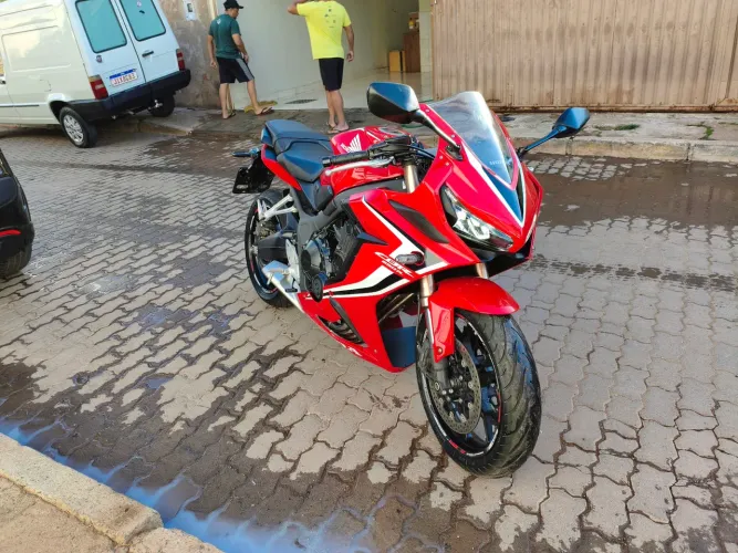Honda CBR 650R 2021