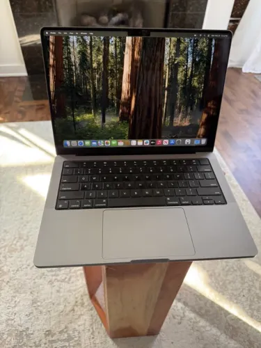 MacBook Pro M2 CHIP PRO 16/512GB ZERO DETALHES