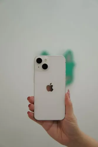 iPhone 13 128GB Branco Seminovo 86% - Retire em loja física em BH