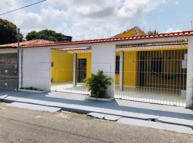 VENDO CASA EM SALINAS