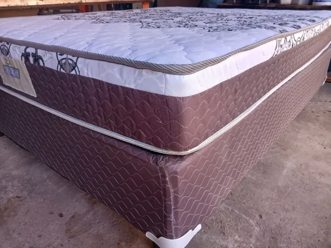 Cama box de casal