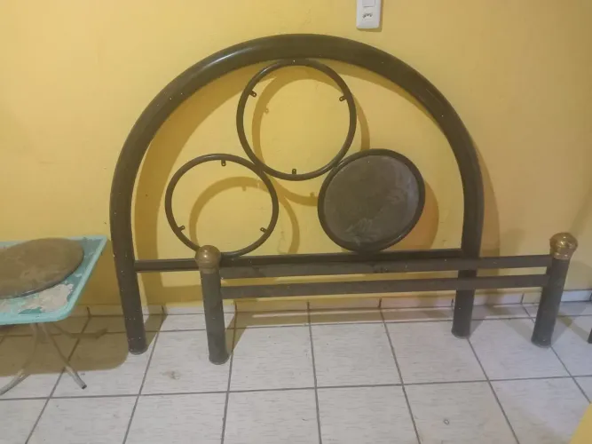 Cama casal de ferro