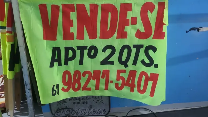 Vendo apartamento 2 quartos no riacho fundo 1 de frente ao dia a dia 